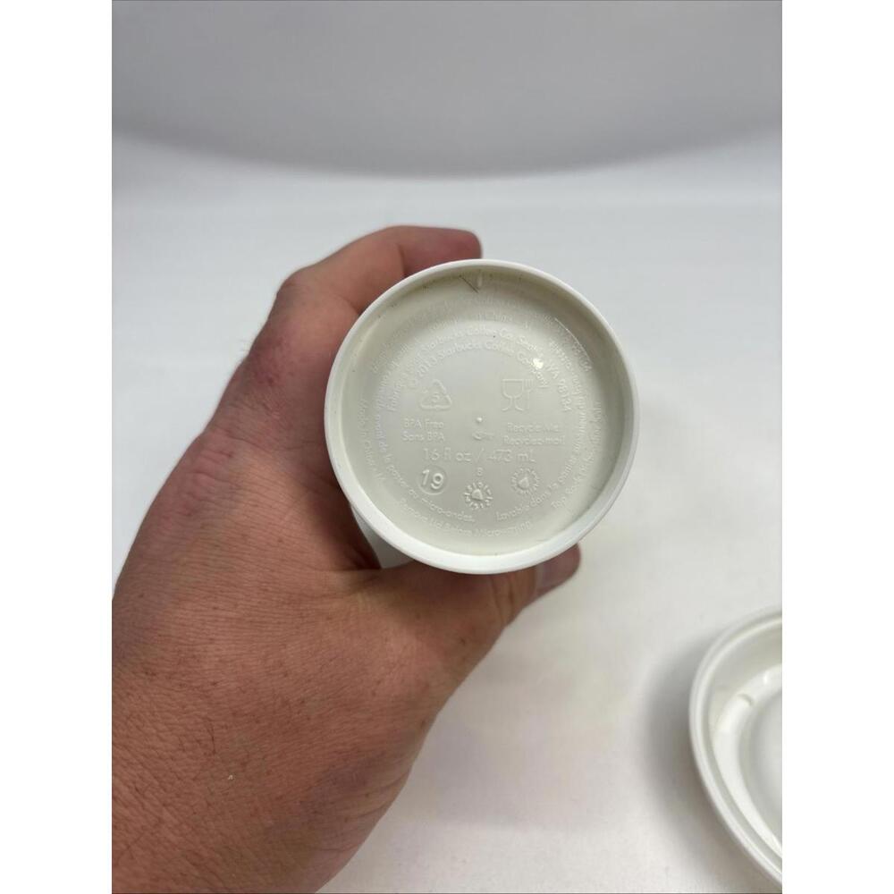 Starbucks Coffee Reusable Travel Plastic Cups 16oz w Lid 2013 White Merry Coffee - Picture 7 of 7